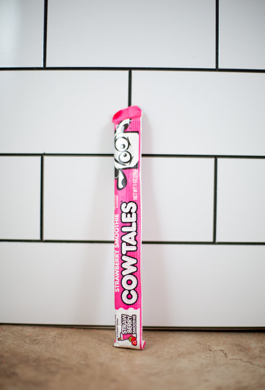 Goetzes Strawberry Cow Tales